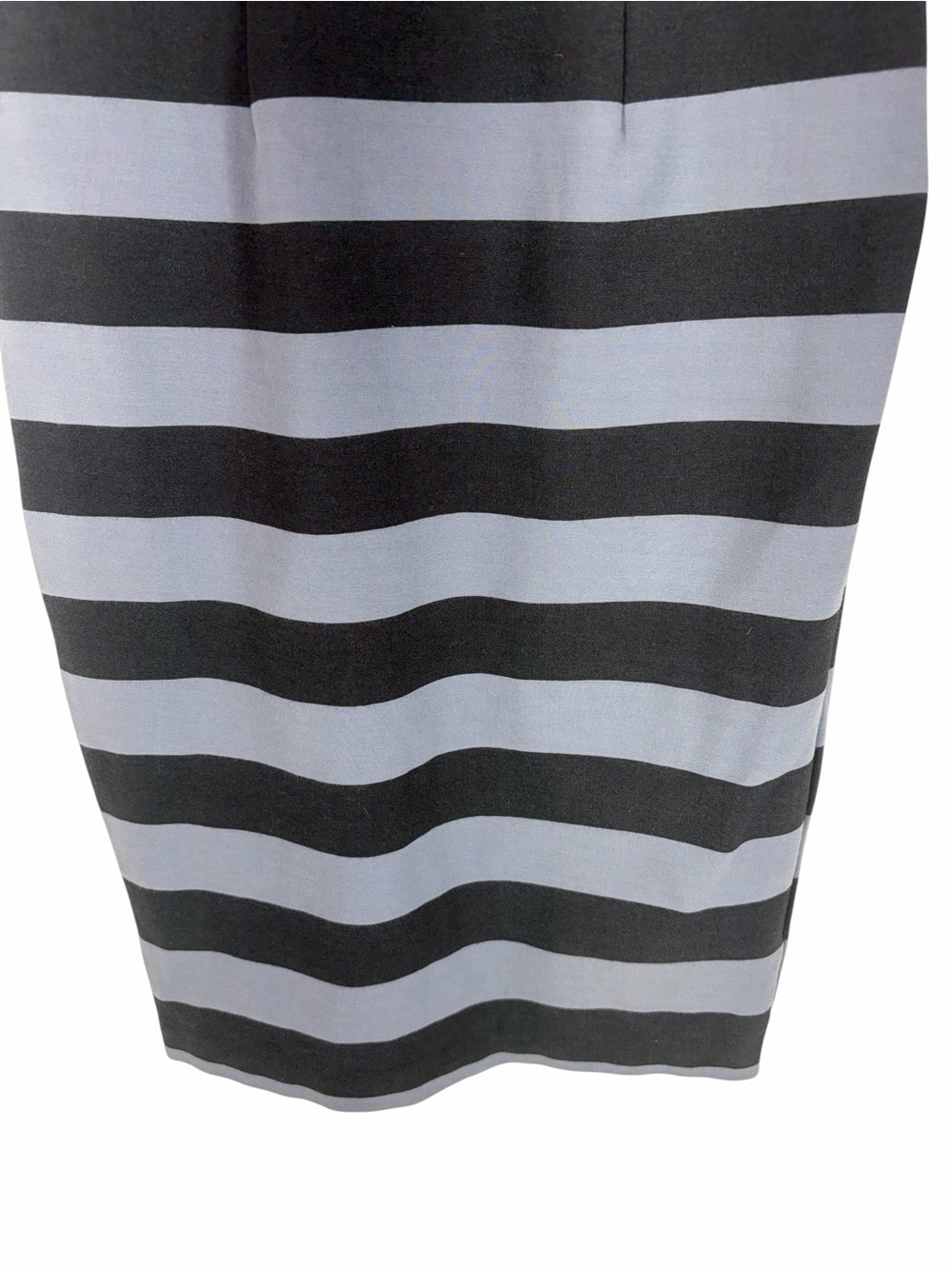 Victoria's Secret Black and Gray Striped Scoop Neck Sheath Dress size 2 - Picture 5 of 10